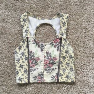 🔥🔥HOST PIC🔥🔥Floral Crop Top